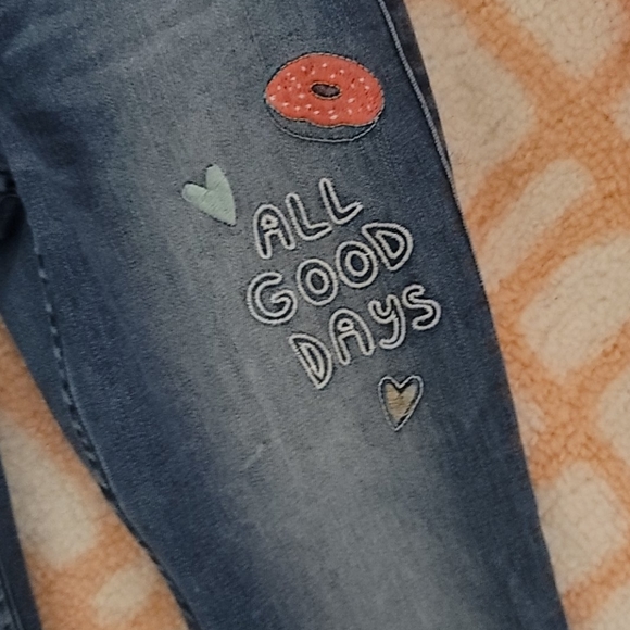 Jeans - Picture 2 of 4